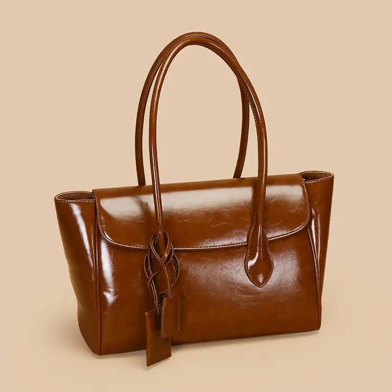 Luxe Tote Triumph
